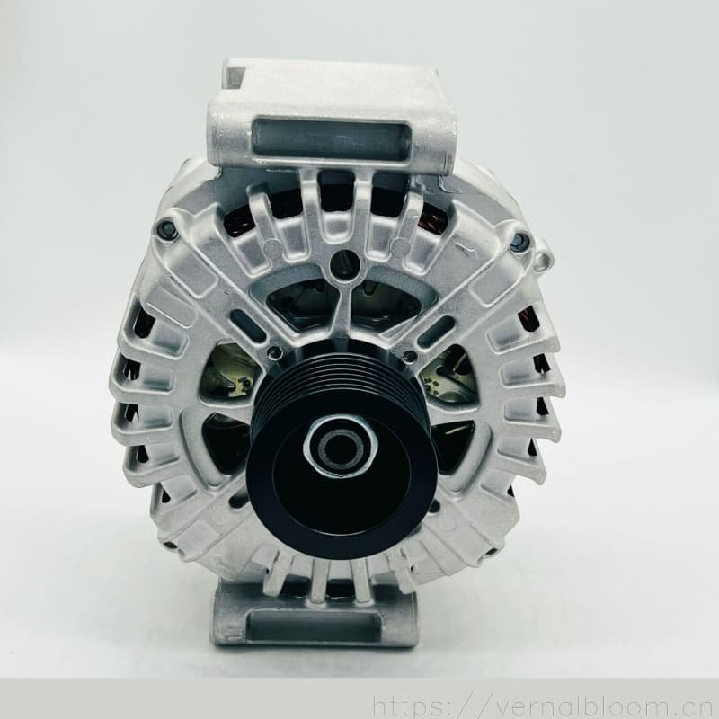Mercedes-Benz C180 alternator 0009067900 OEM replacement with 7PK pulley